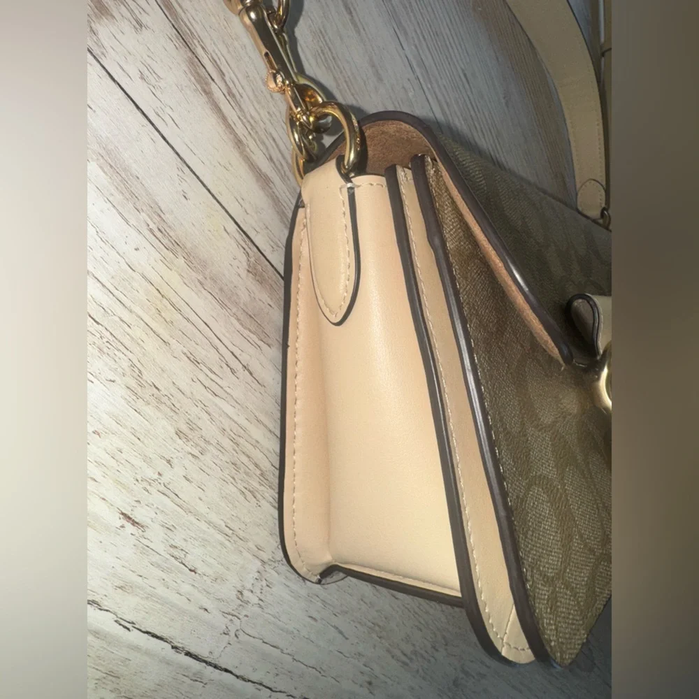 Coach Morgan Crossbody Shoulder Bag Blocked Signature Canvas Gold/Light Khaki